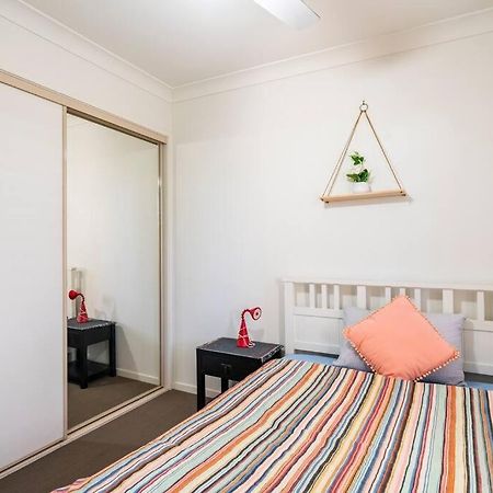 Room With Separate Bath In Shared Homestay Redcliffe Dış mekan fotoğraf